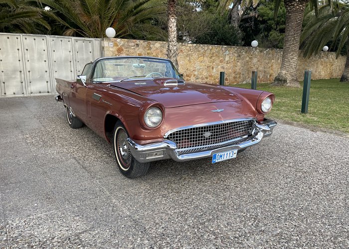 Ford Thunderbird 1957